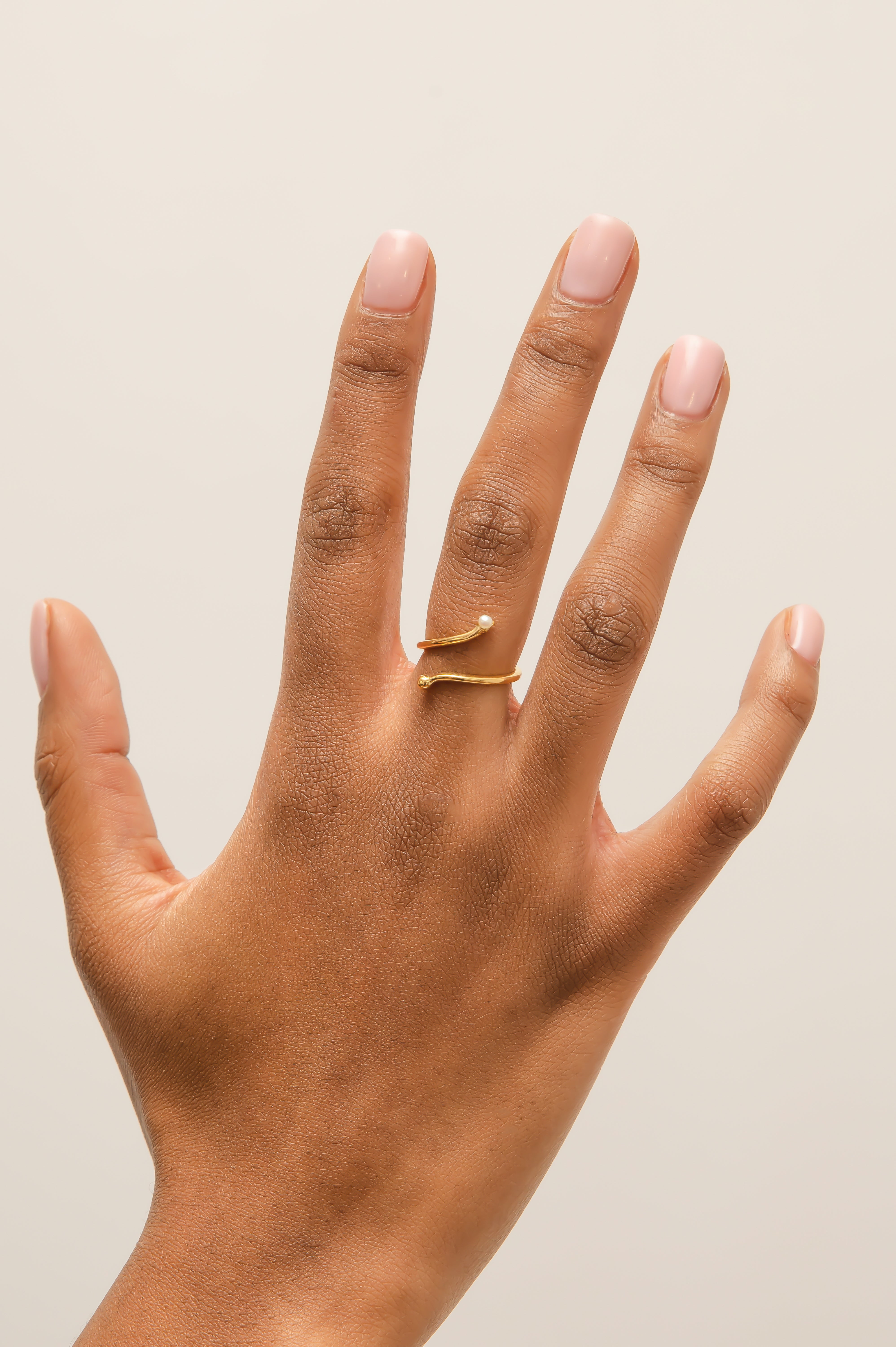 Vice Versa Freshwater Pearl Ring Gold