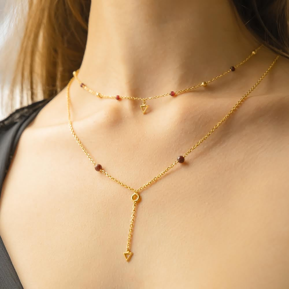 Blood Arrow Red Garnet Unisex Necklace Gold